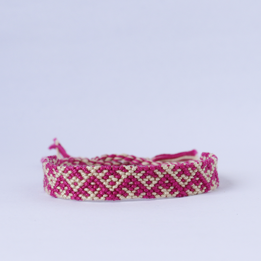 Mountain Peaks in Magenta/Cream